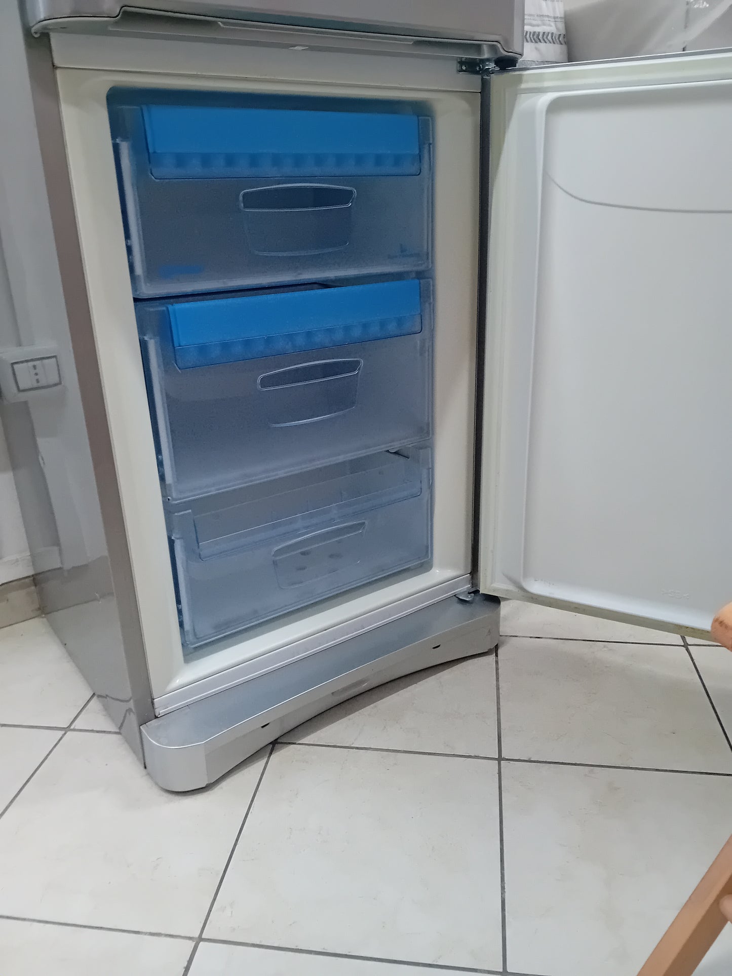 FRIGORIFERO INDESIT