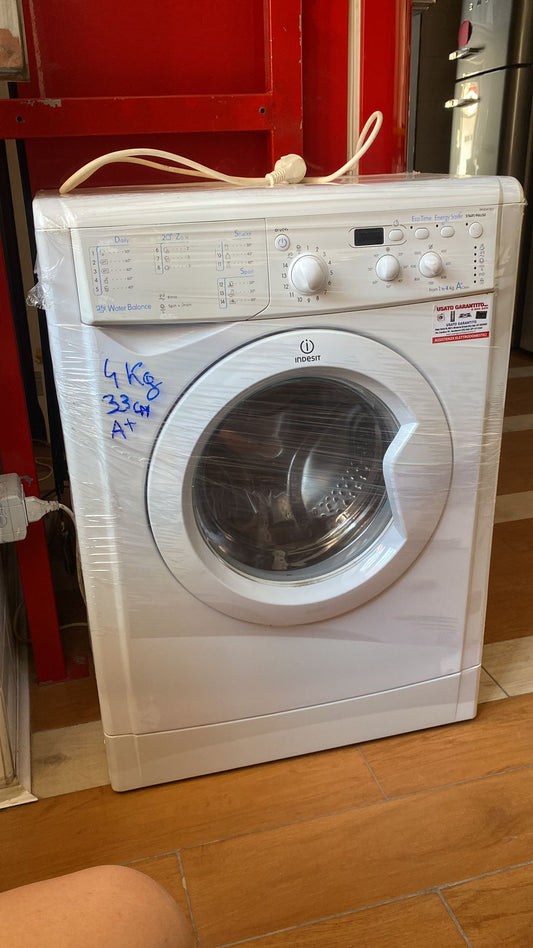 indesit 4kg 33